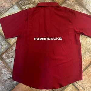 Men’s Razorback shirt